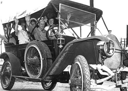 1911 Russell-Knight